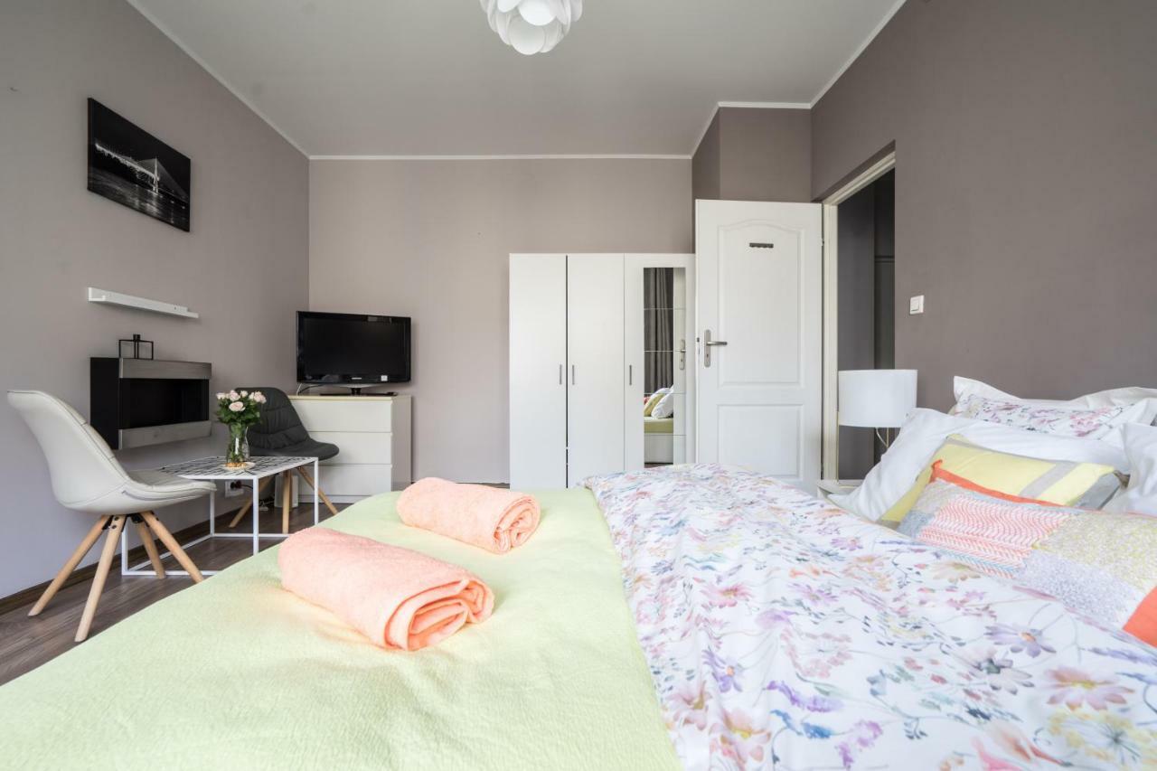 Sunny Wisla River Apartment Varsovie Extérieur photo